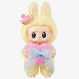 POP MART: THE MONSTERS Let’s Checkmate Series Vinyl Plush Hanging Card (Small One Queen)