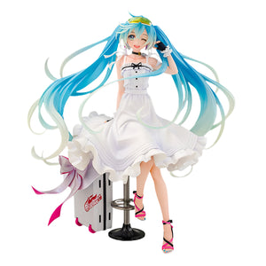 Hatsune Miku Vacation PVC- 24 cm